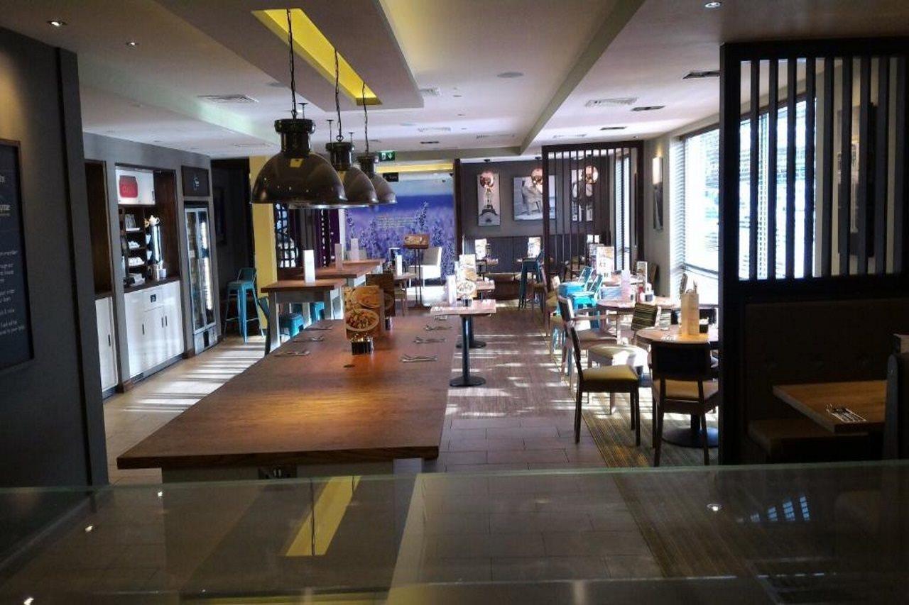 Premier Inn Hitchin Town Centre Ngoại thất bức ảnh